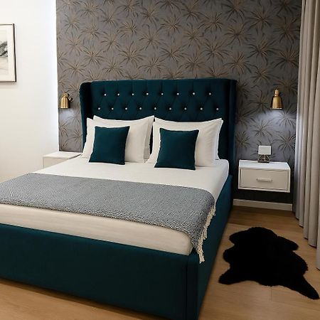 Hotel Capital Inn Тирана Экстерьер фото